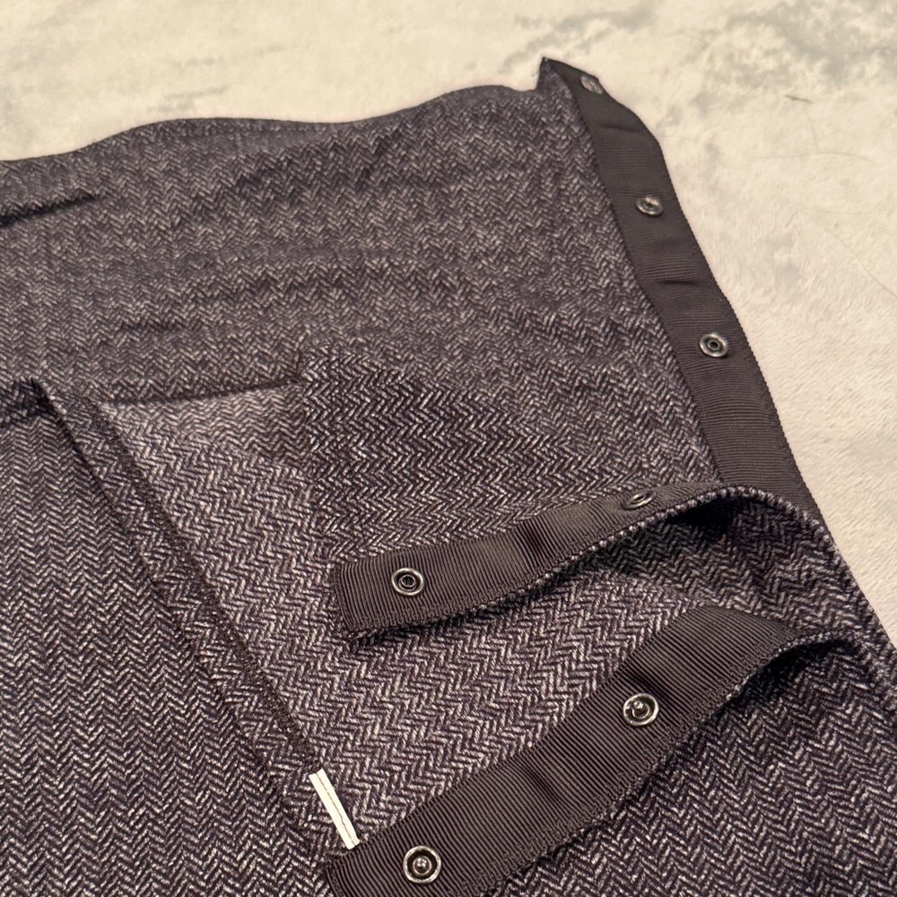 Lululemon Vinyasa infinity scarf Charcoal - Picture 3 of 4